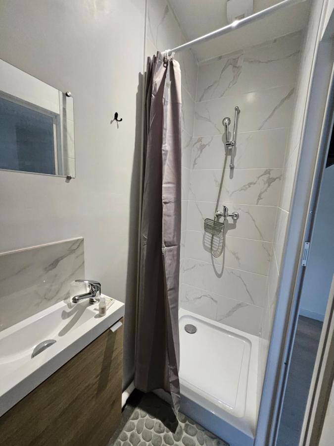 Agreable De 16m2 Sans Kitchenette Apartment *